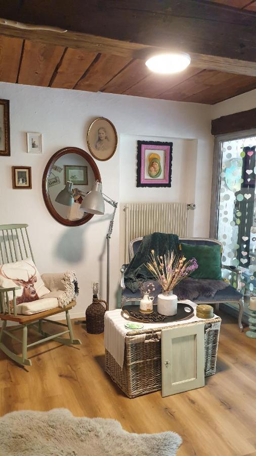Agréable chambre d'hôtes, au calme, dans la nature Roches Extérieur photo